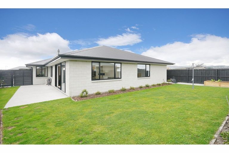 Photo of property in 46 William Deans Drive, Prebbleton, 7604