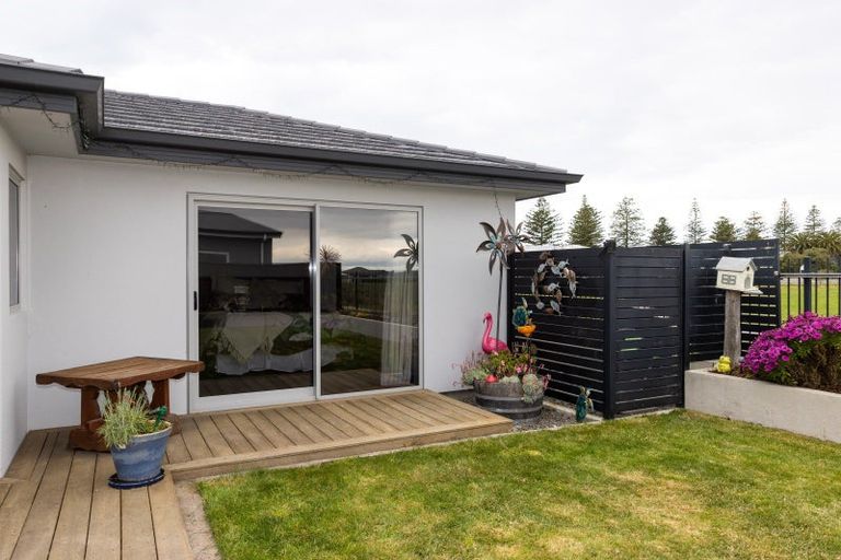 Photo of property in 5 Hurunui Drive, Te Awa, Napier, 4110