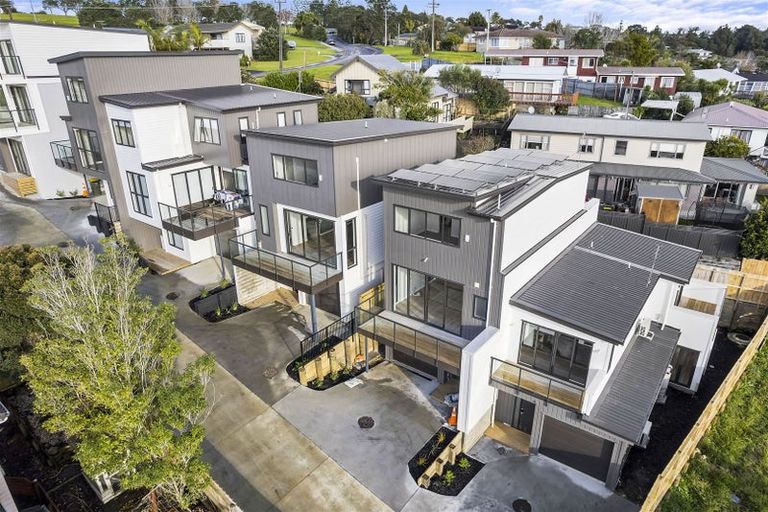 Photo of property in 8/388 Glenfield Road, Glenfield, Auckland, 0629