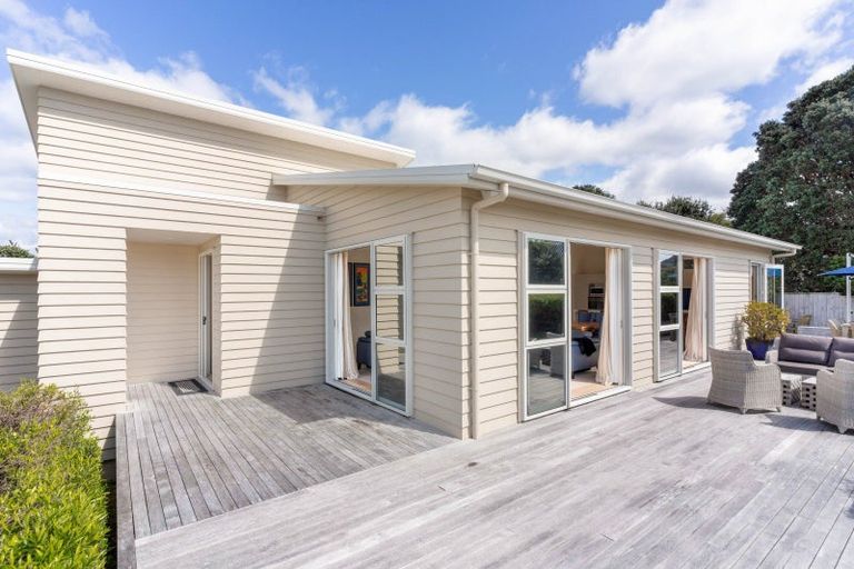 Photo of property in 6 Braddock Grove, Pauanui, Hikuai, 3579