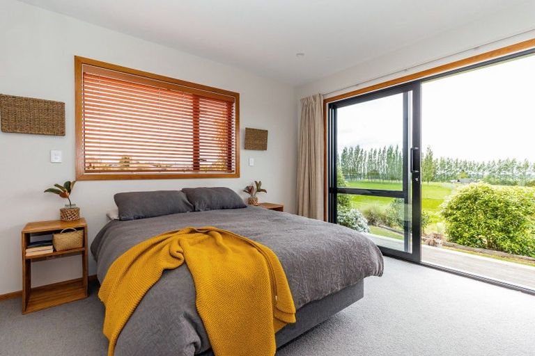 Photo of property in 49 Downs Road, Geraldine, 7991