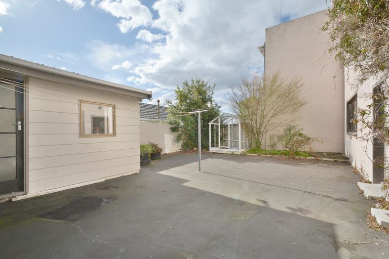 Photo of property in 298 High Street, Dunedin Central, Dunedin, 9016