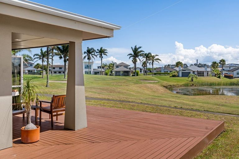 Photo of property in 22 Mamaku Drive, One Tree Point, 0118