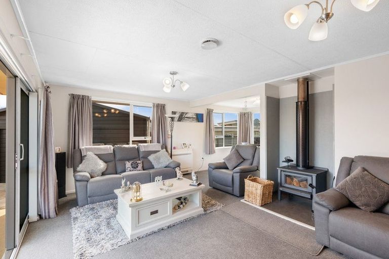 Photo of property in 38 Doon Street, Mosgiel, 9024