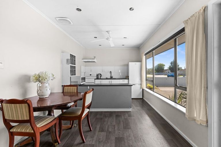 Photo of property in 85 Gloucester Street, Greenmeadows, Napier, 4112