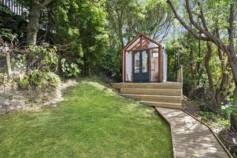 Photo of property in 214 Barnard Street, Wadestown, Wellington, 6012
