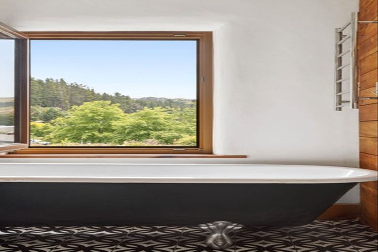 Photo of property in 10 Pisa Road, Luggate, Cromwell, 9383