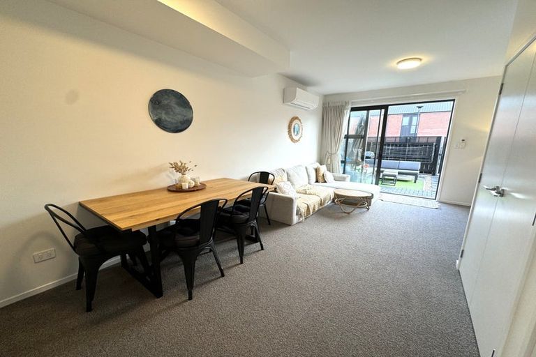 Photo of property in 86 Manarini Road, Westgate, Auckland, 0614