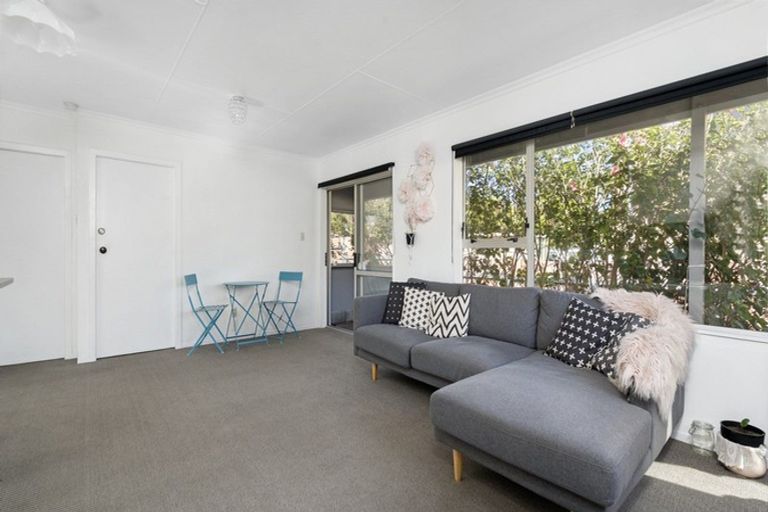 Photo of property in 84a Buller Street, New Plymouth, 4312