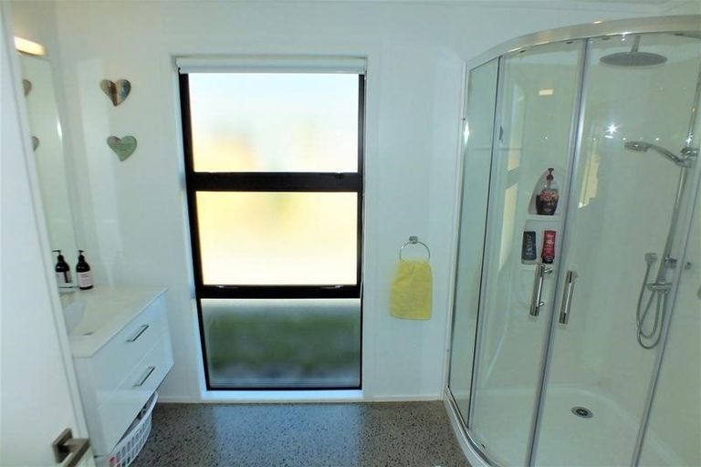 Photo of property in 108 Kelly Jade Avenue, Matarangi, Whitianga, 3592