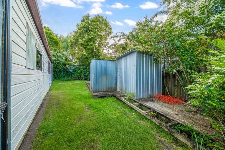 Photo of property in 6 Kirby Street, Glendene, Auckland, 0602
