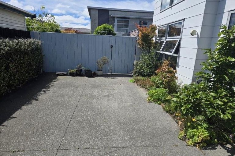 Photo of property in 42a Diamond Avenue, Spreydon, Christchurch, 8024