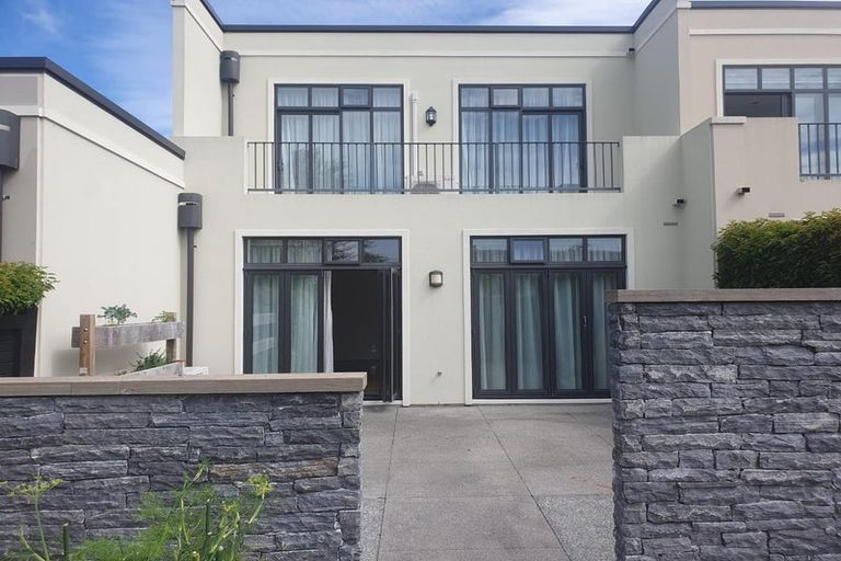 Photo of property in 38 Country Club Terrace, Northwood, Christchurch, 8051