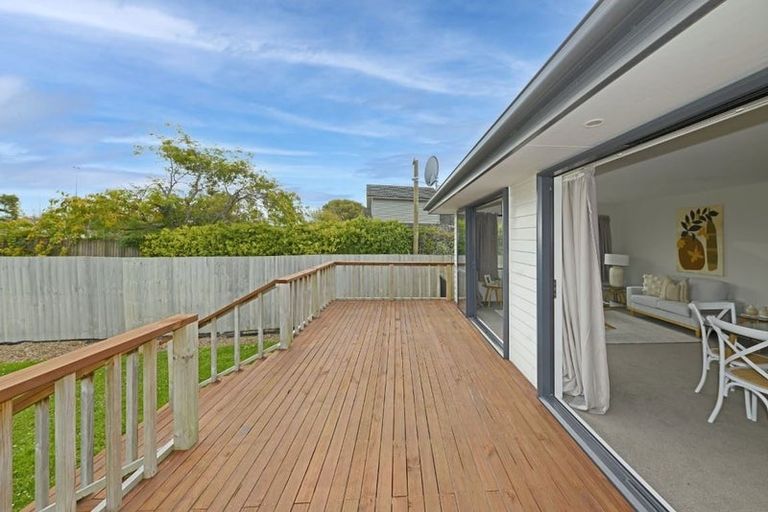 Photo of property in 27 Hargood Street, Woolston, Christchurch, 8062