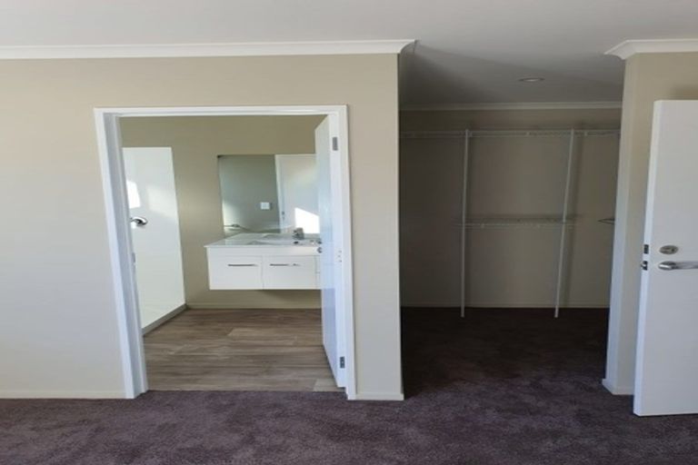 Photo of property in 17 Headley Drive, Lower Shotover, Queenstown, 9304