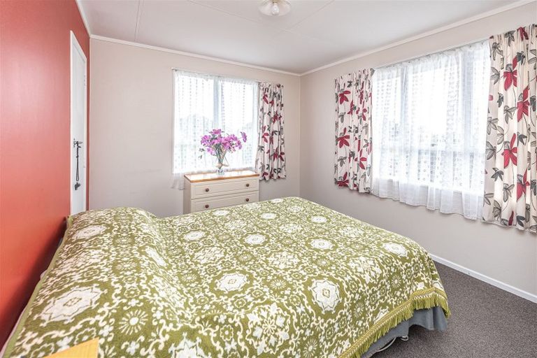 Photo of property in 136 Puriri Street, Castlecliff, Whanganui, 4501