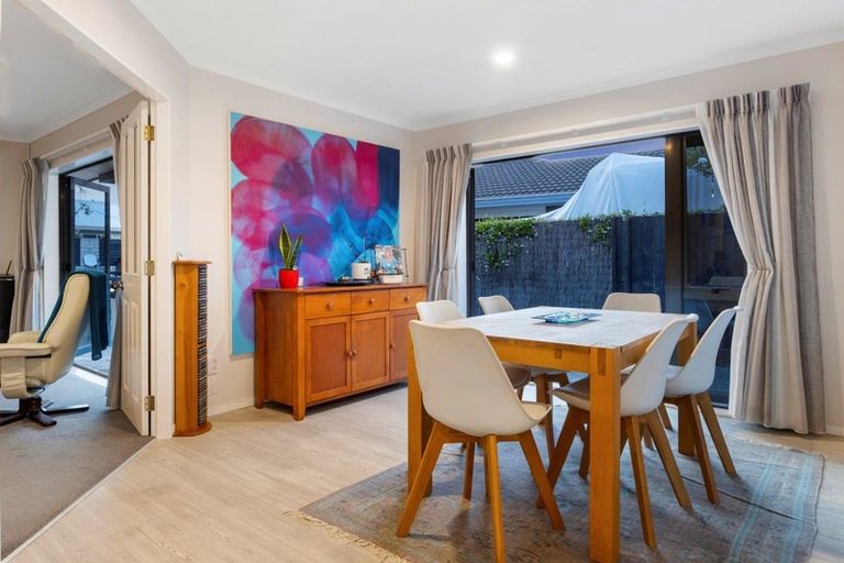 Photo of property in 9 James Henry Avenue, Papamoa Beach, Papamoa, 3118
