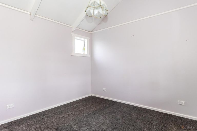 Photo of property in 10 Hillary Street, Waimate, 7924