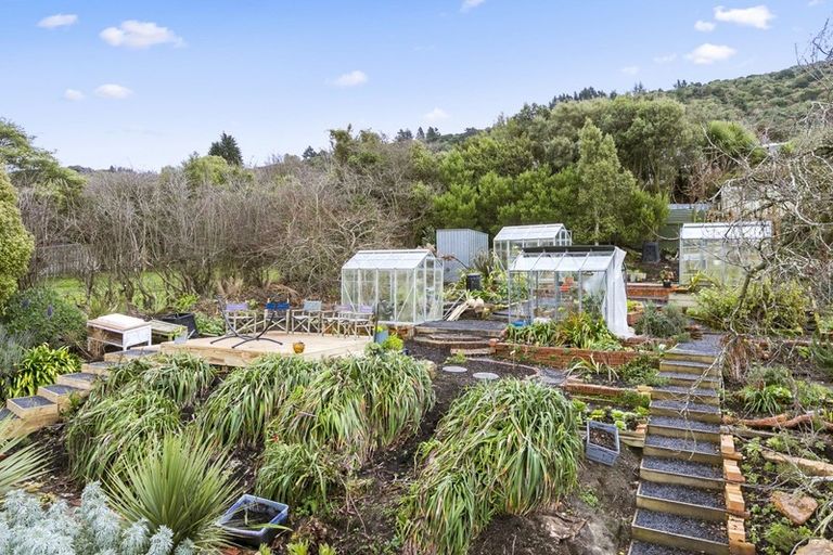 Photo of property in 11 Junction Road, Ravensbourne, Dunedin, 9022