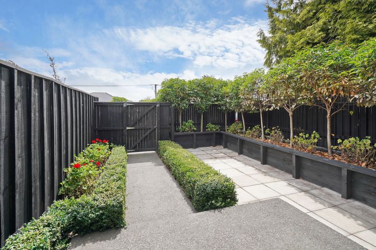 Photo of property in 403c Harewood Road, Harewood, Christchurch, 8051