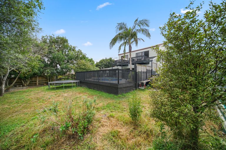 Photo of property in 78 Racecourse Road, Waiuku, 2123