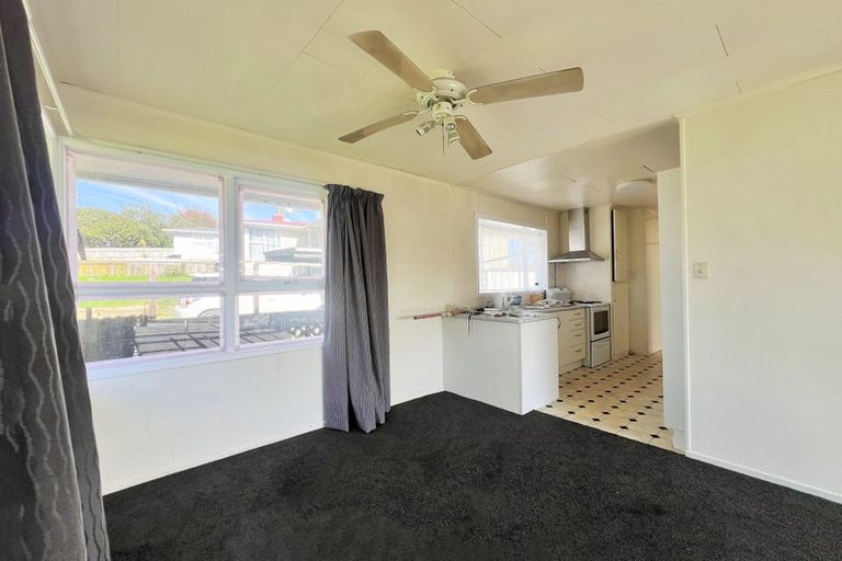 Photo of property in 55 Larne Avenue, Pakuranga Heights, Auckland, 2010