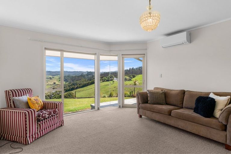 Photo of property in 347 Campbell Road, Parua Bay, Onerahi, 0192