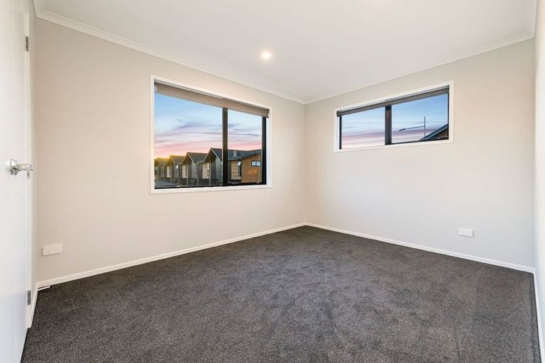 Photo of property in 6 Whakato Avenue, Kumeu, 0810
