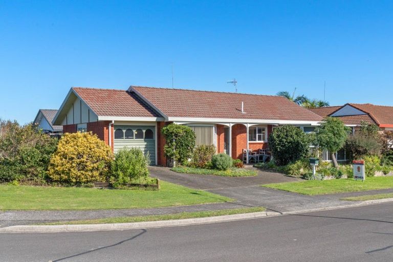 Photo of property in 1 Marwood Place, Mount Maunganui, 3116