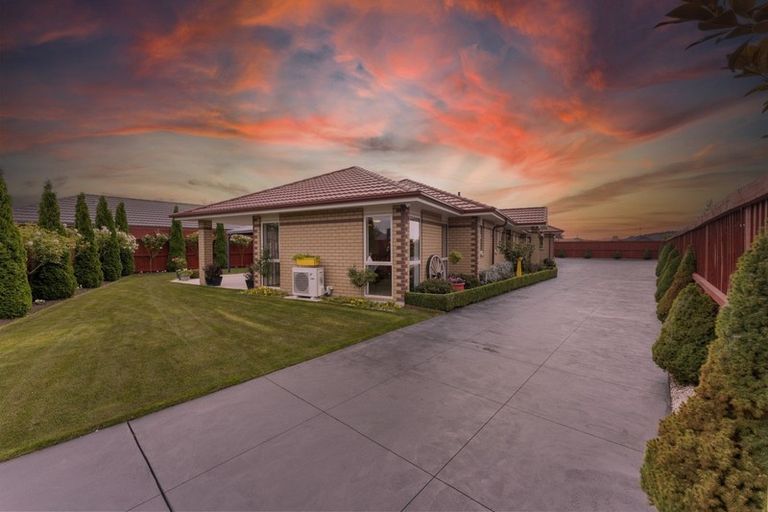 Photo of property in 27 Wootton Place, Kaiapoi, 7630