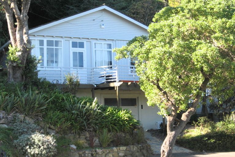 Photo of property in 245 Muritai Road, Eastbourne, Lower Hutt, 5013