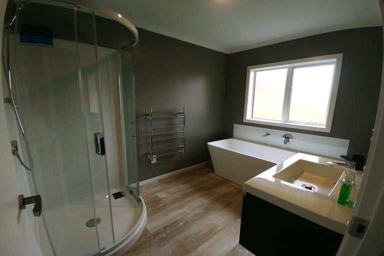 Photo of property in 36 Ruahine Street, Trentham, Upper Hutt, 5018