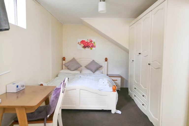 Photo of property in 14 Nigel Road, Browns Bay, Auckland, 0630