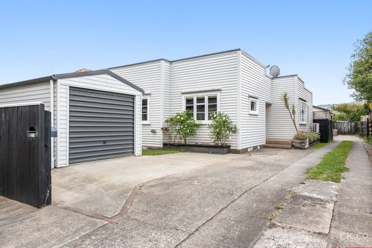 Photo of property in 27a Bauchop Road, Waterloo, Lower Hutt, 5011