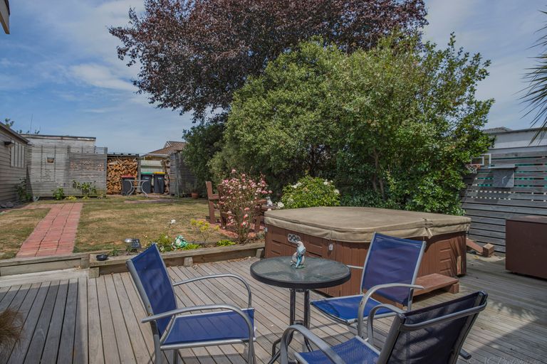 Photo of property in 16 Mere Mere Street, Seaview, Timaru, 7910