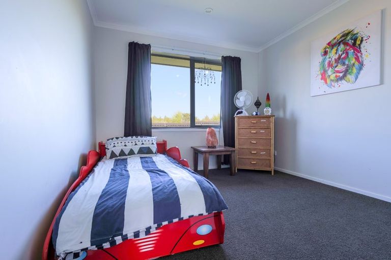 Photo of property in 4 Mckerrow Place, Featherston, 5710