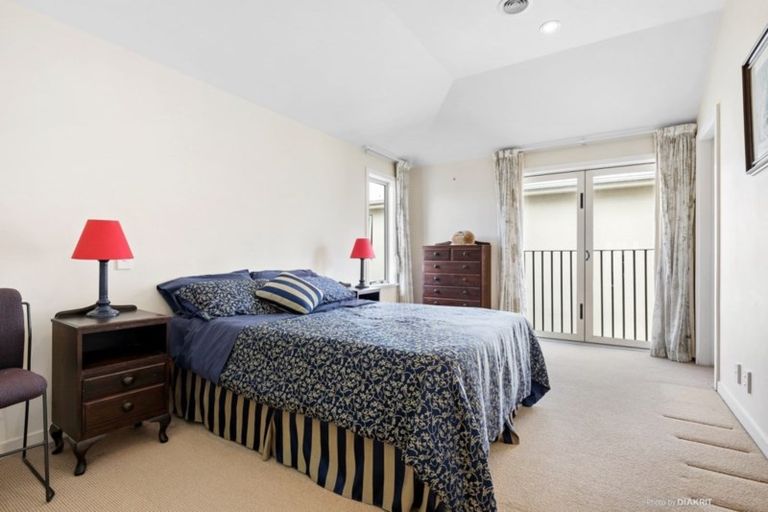 Photo of property in 35b Hobson Crescent, Thorndon, Wellington, 6011