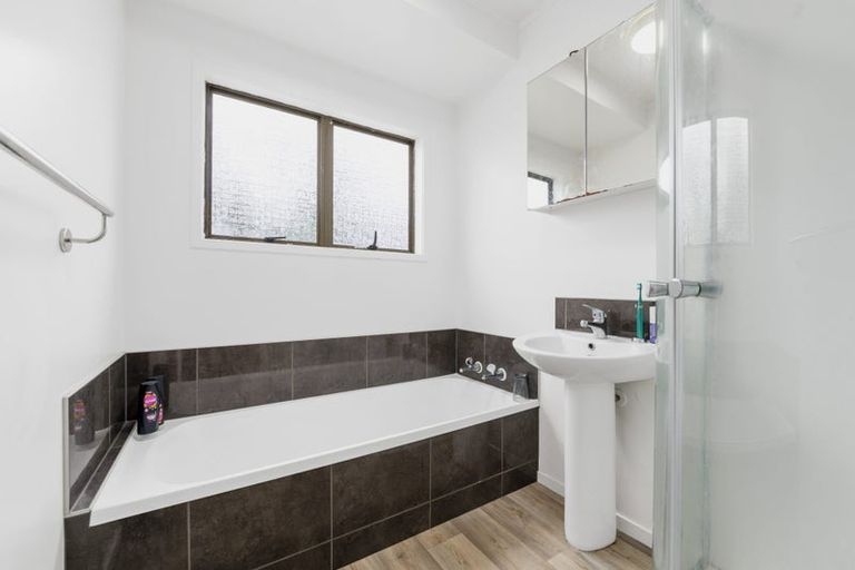 Photo of property in 18 Bradley Place, Nawton, Hamilton, 3200