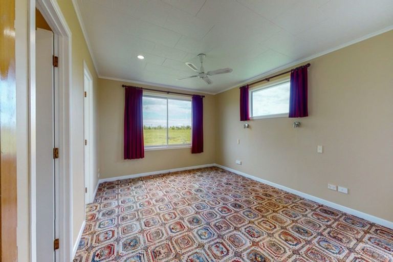 Photo of property in 11 Orchard East Road, Ngatea, 3503