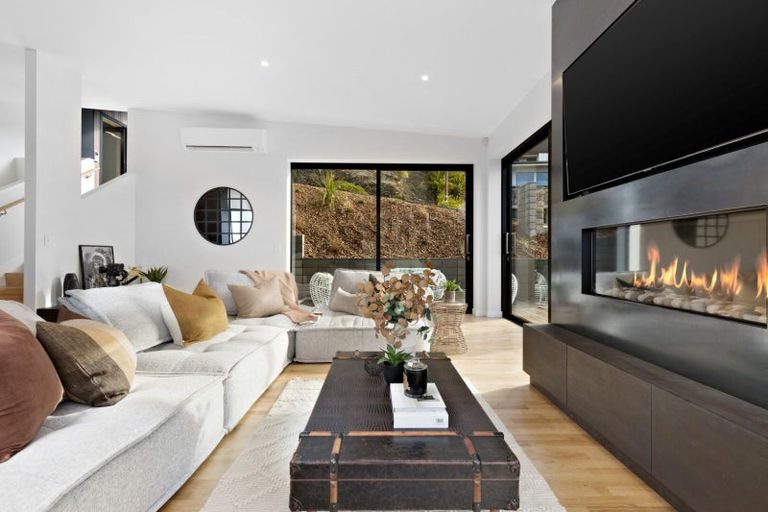 Photo of property in 5 Lancewood Lane, Queenstown, 9300