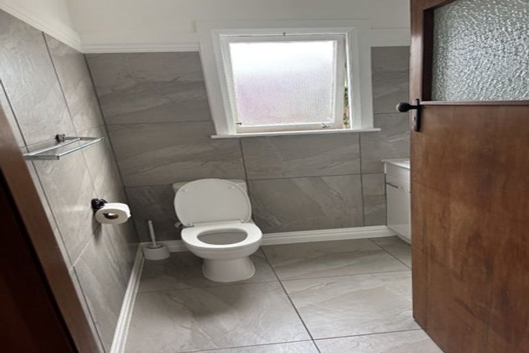 Photo of property in 209a South Road, Spotswood, New Plymouth, 4310