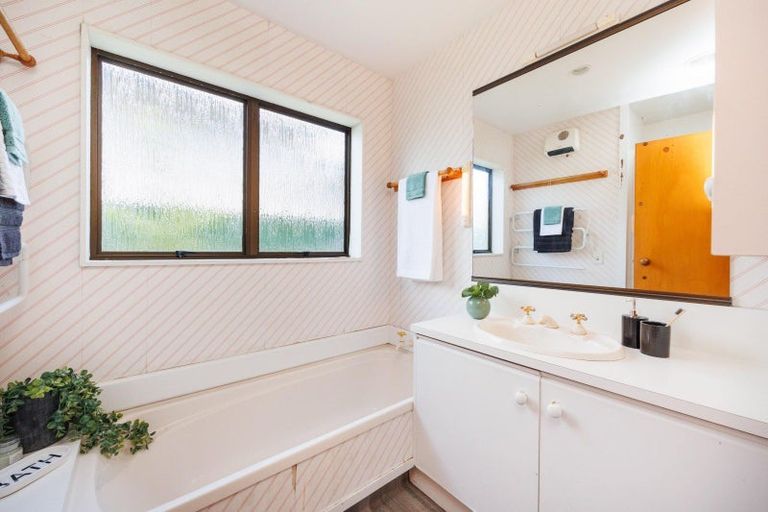 Photo of property in 51a Stanley Avenue, Palmerston North, 4414