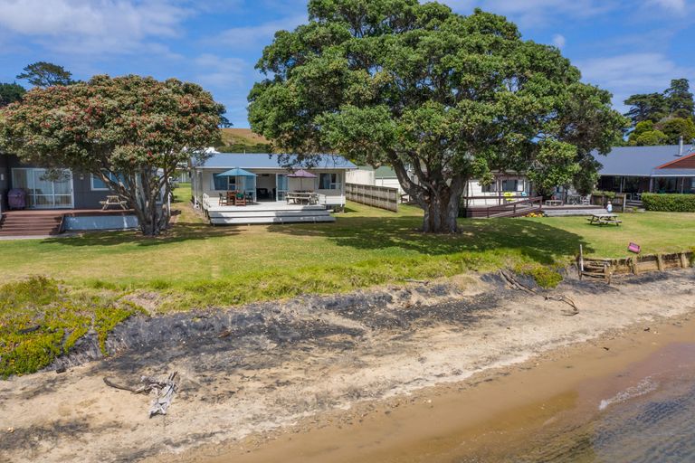Photo of property in 342 Big Bay Road, Manukau Heads, Awhitu, 2684