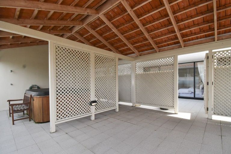 Photo of property in 1152 Whakaue Street, Rotorua, 3010
