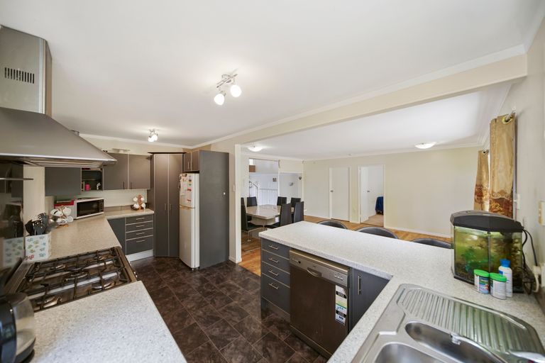 Photo of property in 78 Racecourse Road, Waiuku, 2123