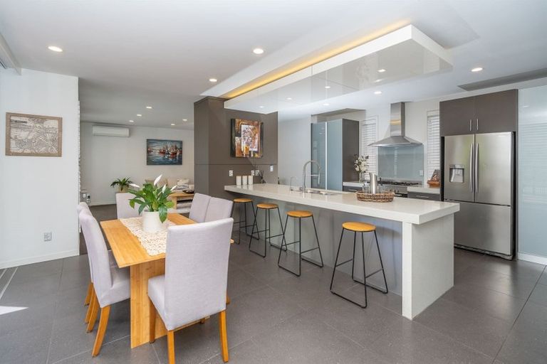 Photo of property in 171a Lake Crescent, Hamilton Lake, Hamilton, 3204