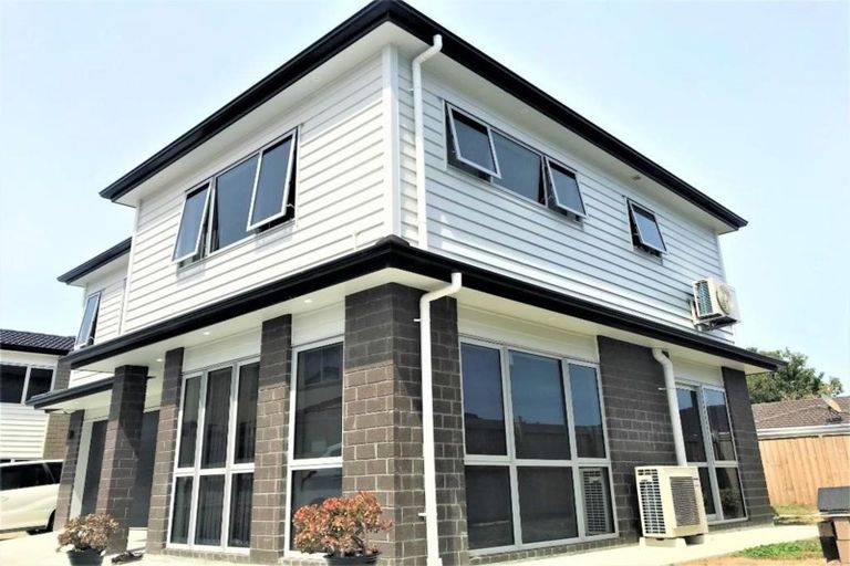 Photo of property in 77a Puhinui Road, Papatoetoe, Auckland, 2104