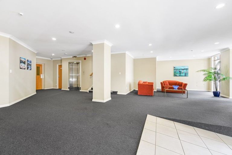 Photo of property in 2c/11 London Street, Hamilton Central, Hamilton, 3204