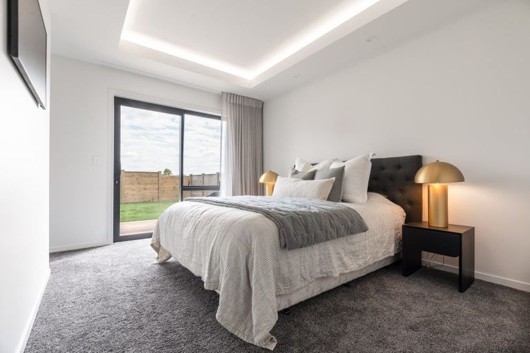 Photo of property in 42 Hugo Shaw Drive, Cambridge, 3434