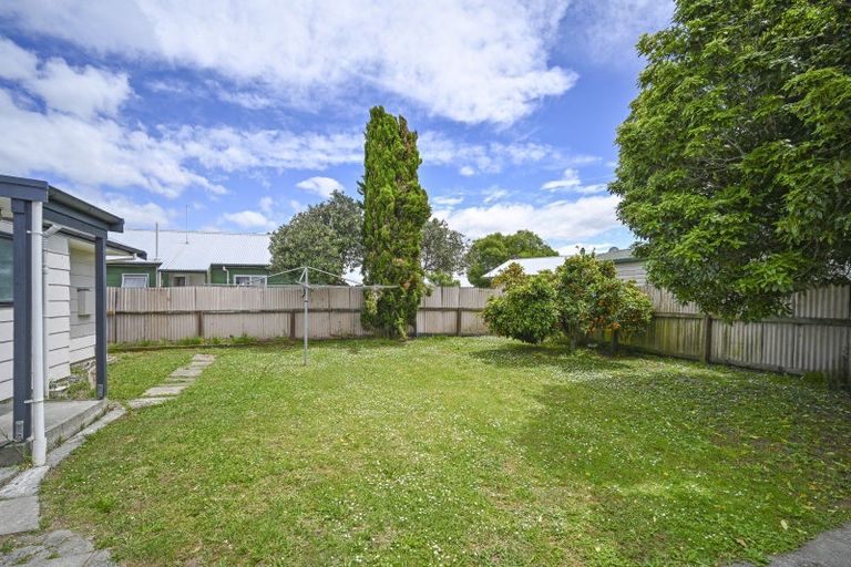 Photo of property in 28 Ramsey Crescent, Flaxmere, Hastings, 4120